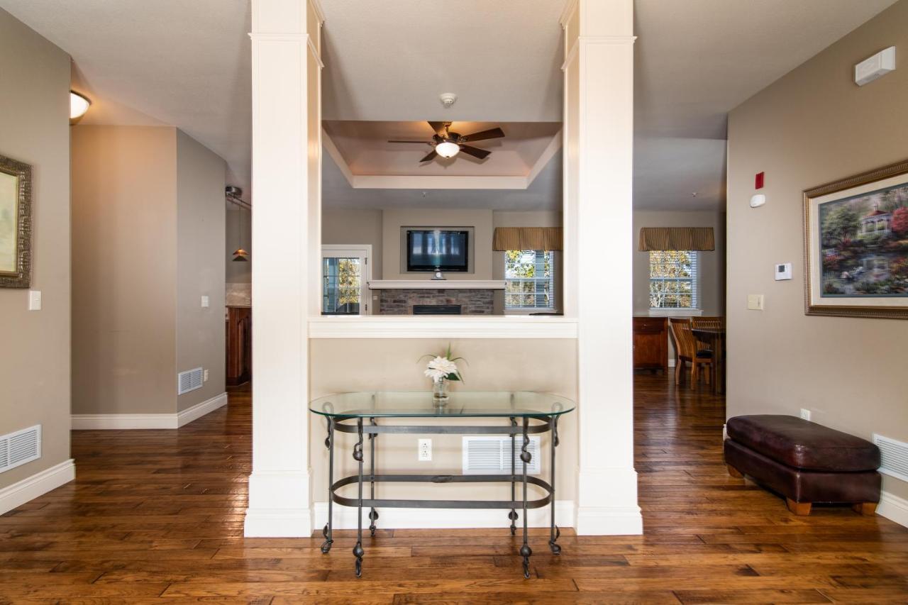 Two Bedroom Villa In The Heart Of Branson! Eksteriør billede